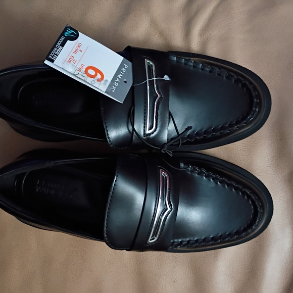 Primark Black Leather Loafers - Picture 1 of 4